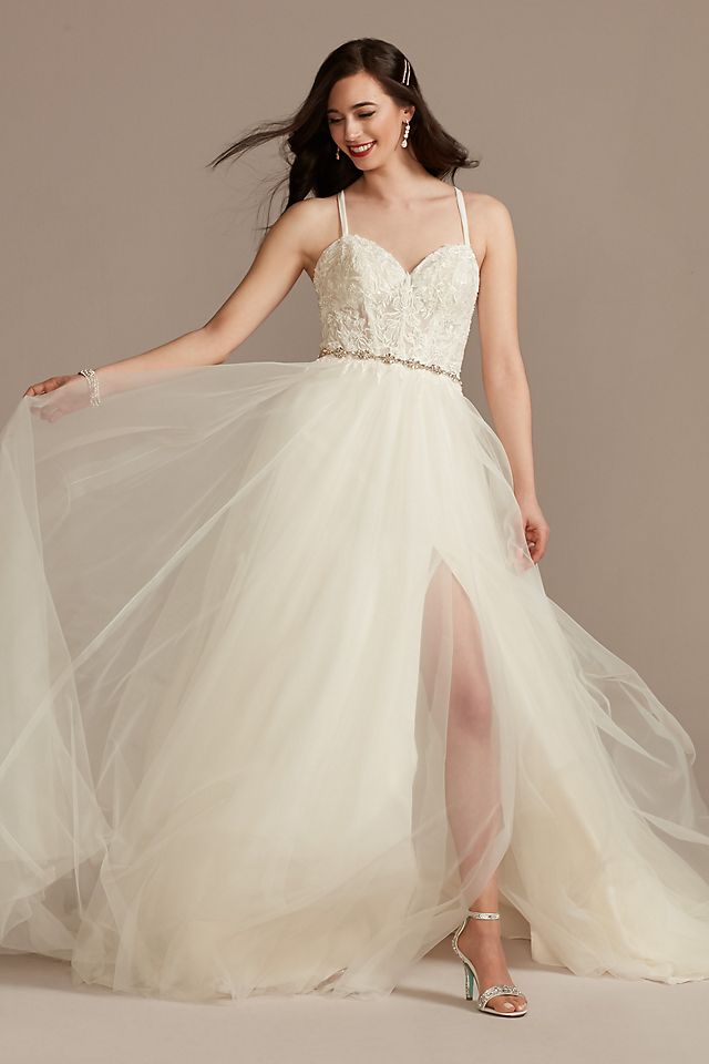 Wedding Dresses Under $1000 | David's Bridal Blog